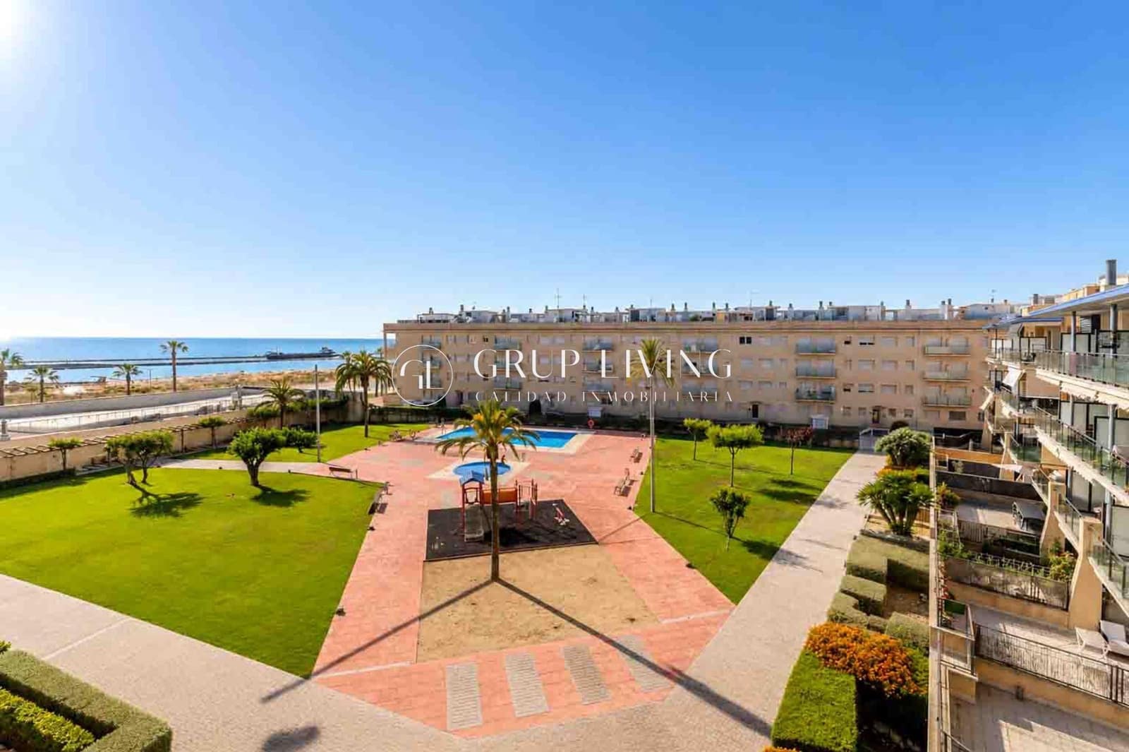 3 chambre Appartement à vendre à Cubelles avec piscine garage - 390 000 € (Ref: 9876528)