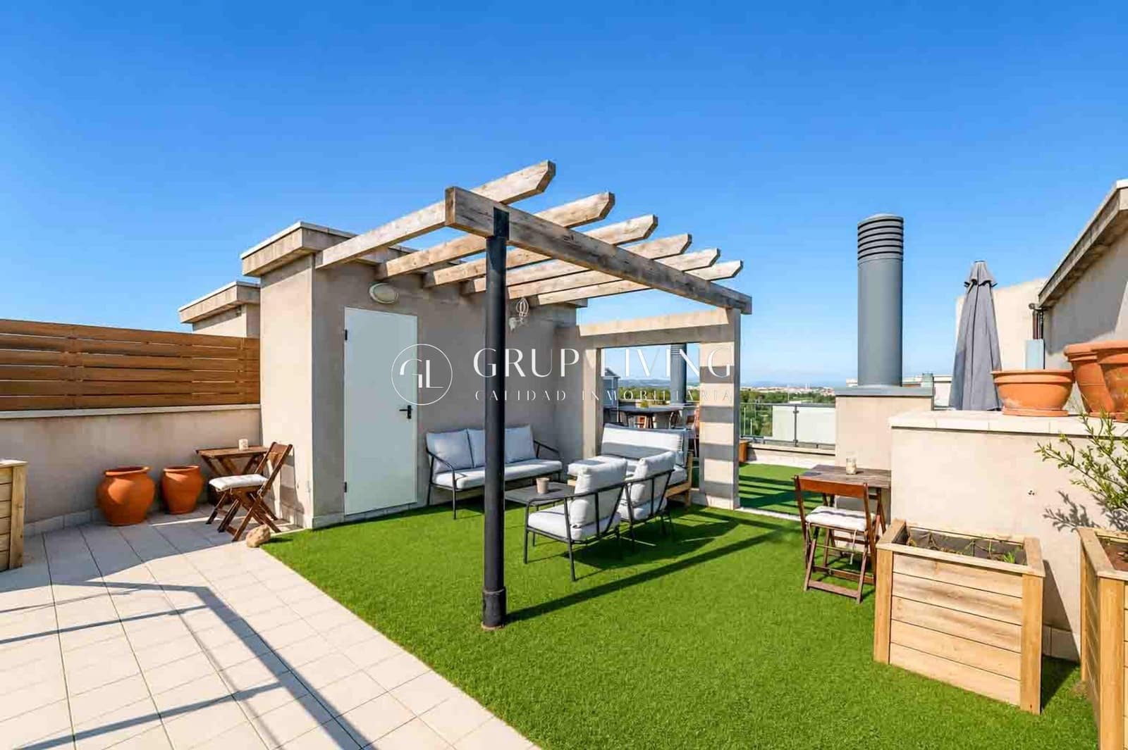 3 chambre Appartement à vendre à Cubelles avec piscine garage - 390 000 € (Ref: 9876528)