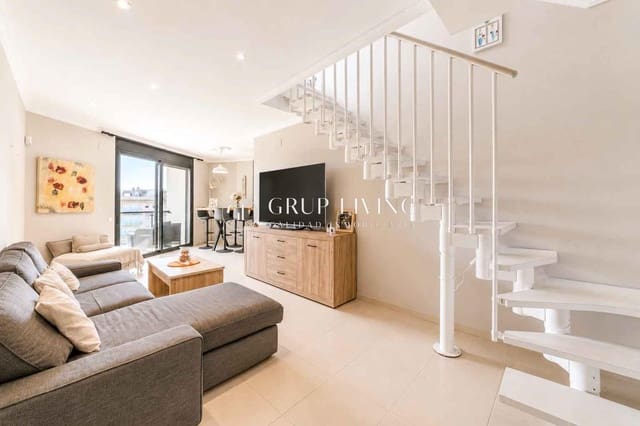 3 chambre Appartement à vendre à Cubelles avec piscine garage - 390 000 € (Ref: 9876528)