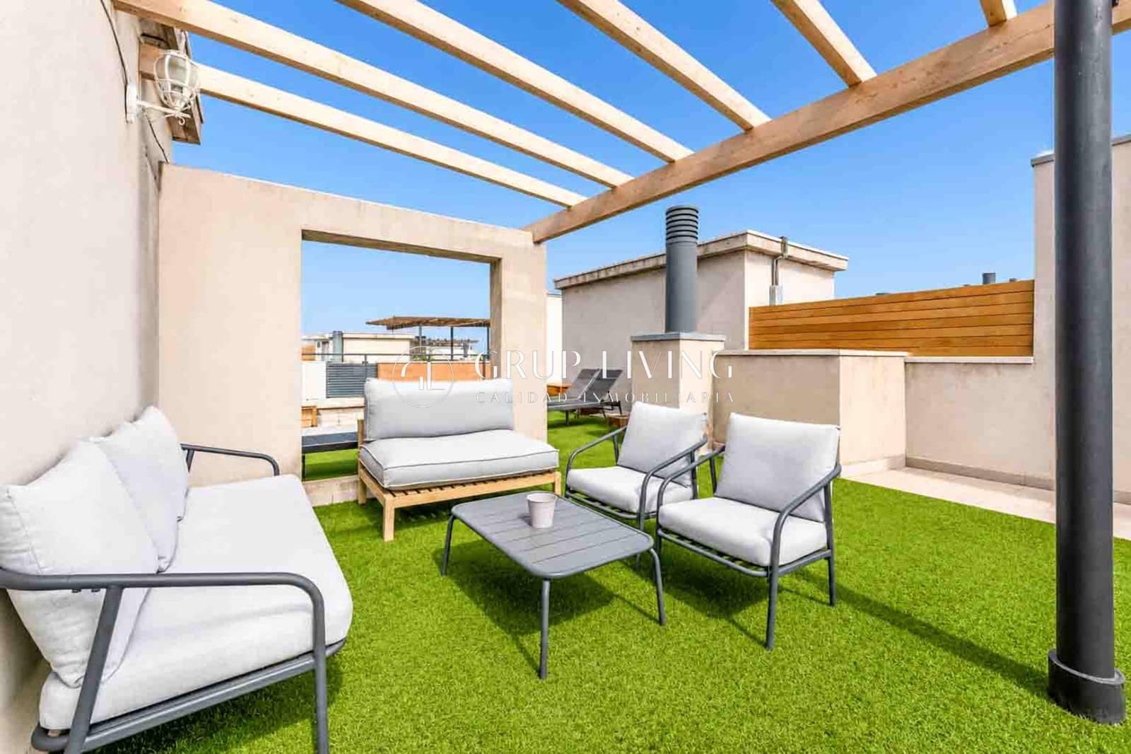 3 chambre Appartement à vendre à Cubelles avec piscine garage - 390 000 € (Ref: 9876528)