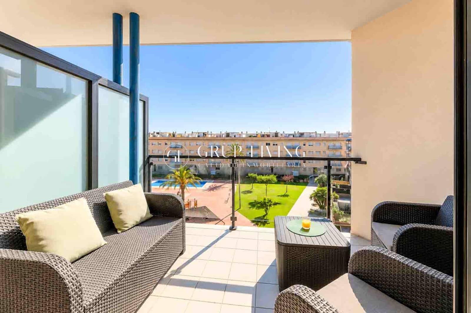 3 chambre Appartement à vendre à Cubelles avec piscine garage - 390 000 € (Ref: 9876528)