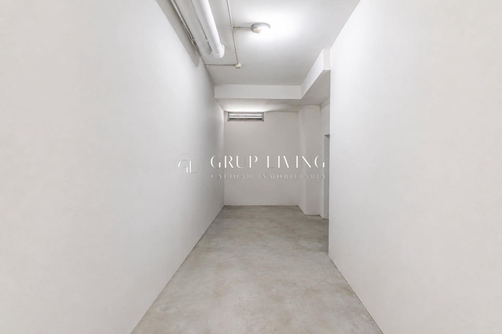 Piso de 3 habitaciones en Sitges en venta con piscina garaje - 1.295.000 € (Ref: 9904071)