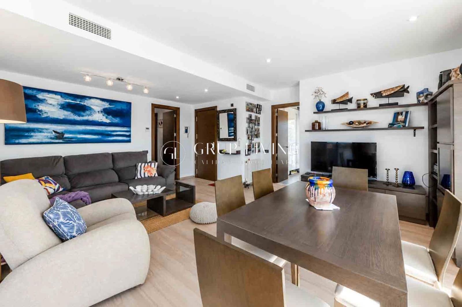 Piso de 3 habitaciones en Sitges en venta con piscina garaje - 1.295.000 € (Ref: 9904071)