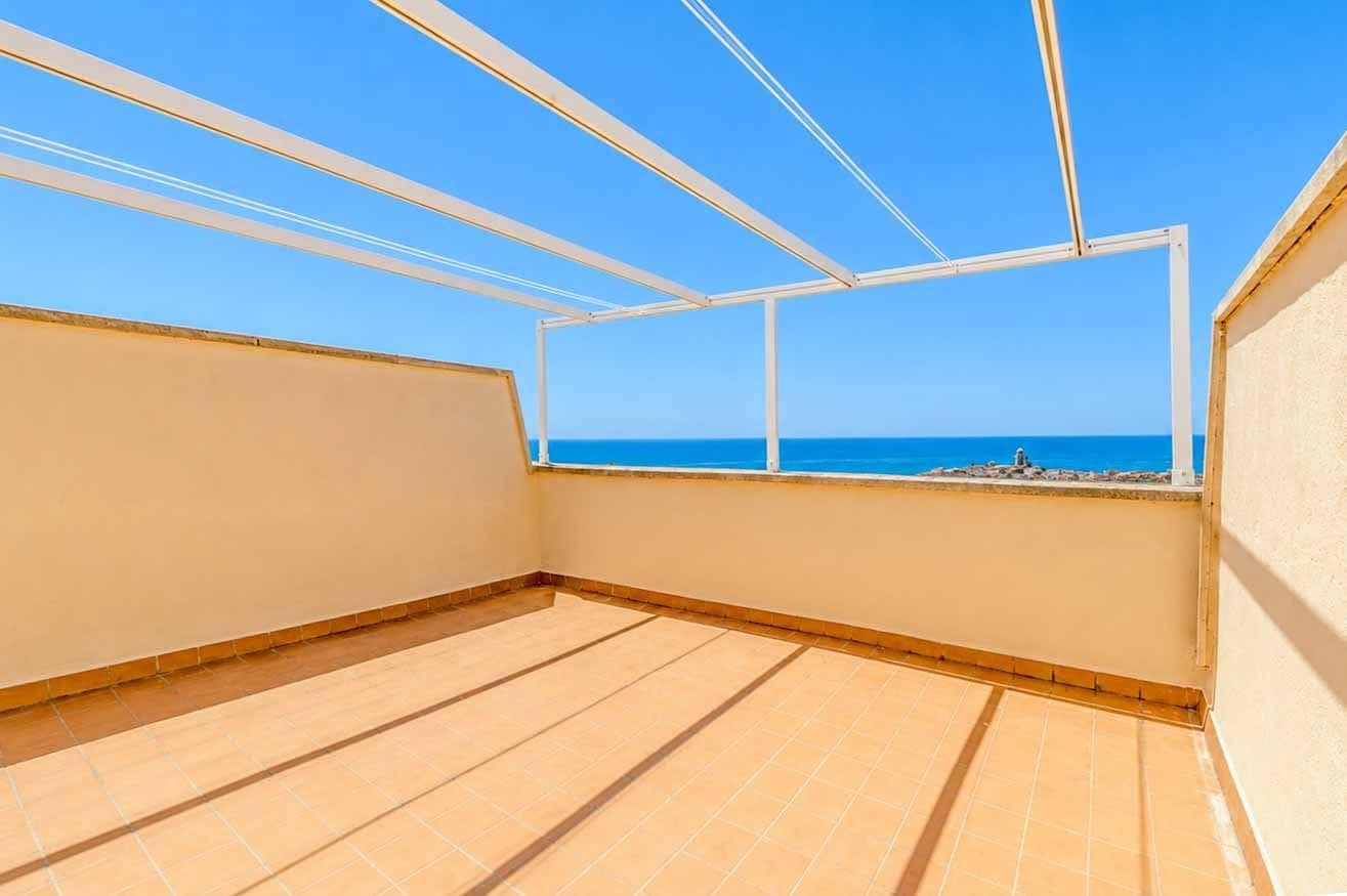 3 soveværelse Lejlighed til salg i Sitges med garage - € 650.000 (Ref: 9904072)