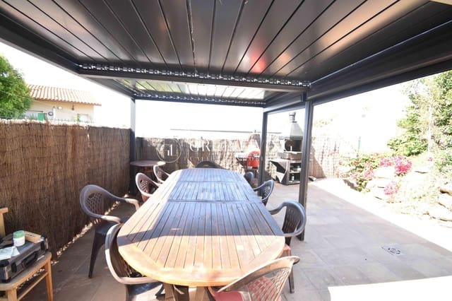 5 Zimmer Villa zu verkaufen in Sitges mit Pool Garage - 1.250.000 € (Ref: 9908107)