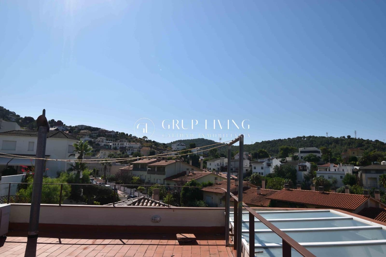 5 Zimmer Villa zu verkaufen in Sitges mit Pool Garage - 1.250.000 € (Ref: 9908107)