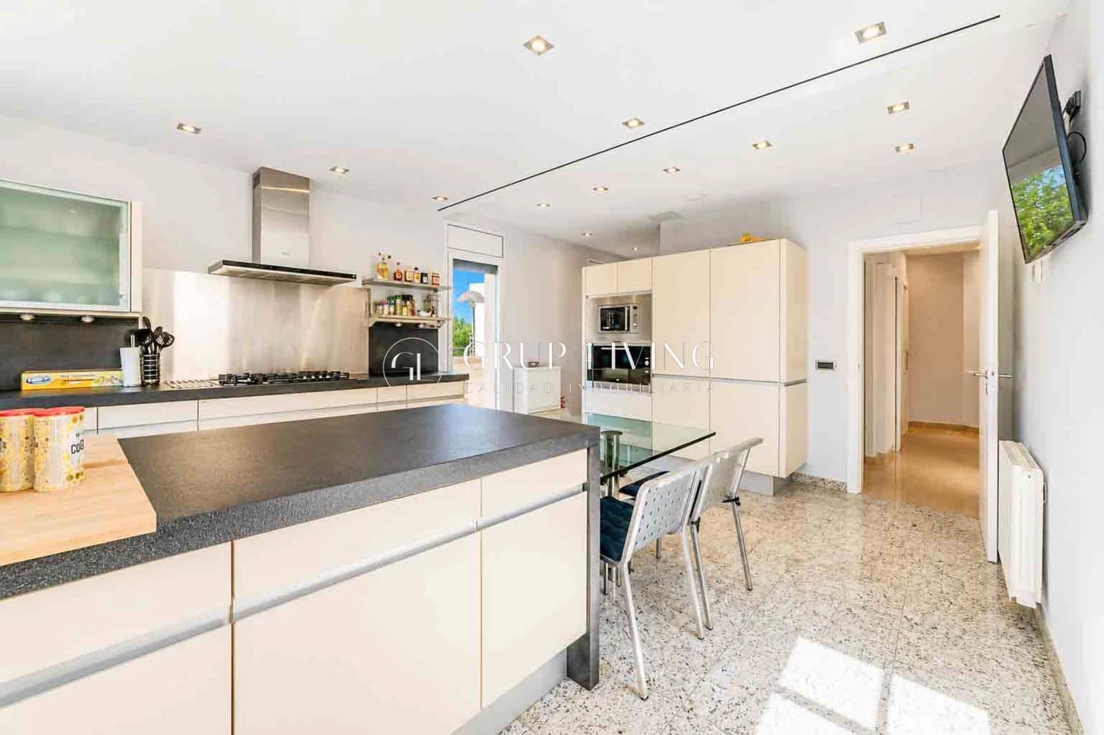 8 Zimmer Villa zu verkaufen in Sitges mit Pool Garage - 5.500.000 € (Ref: 9911158)