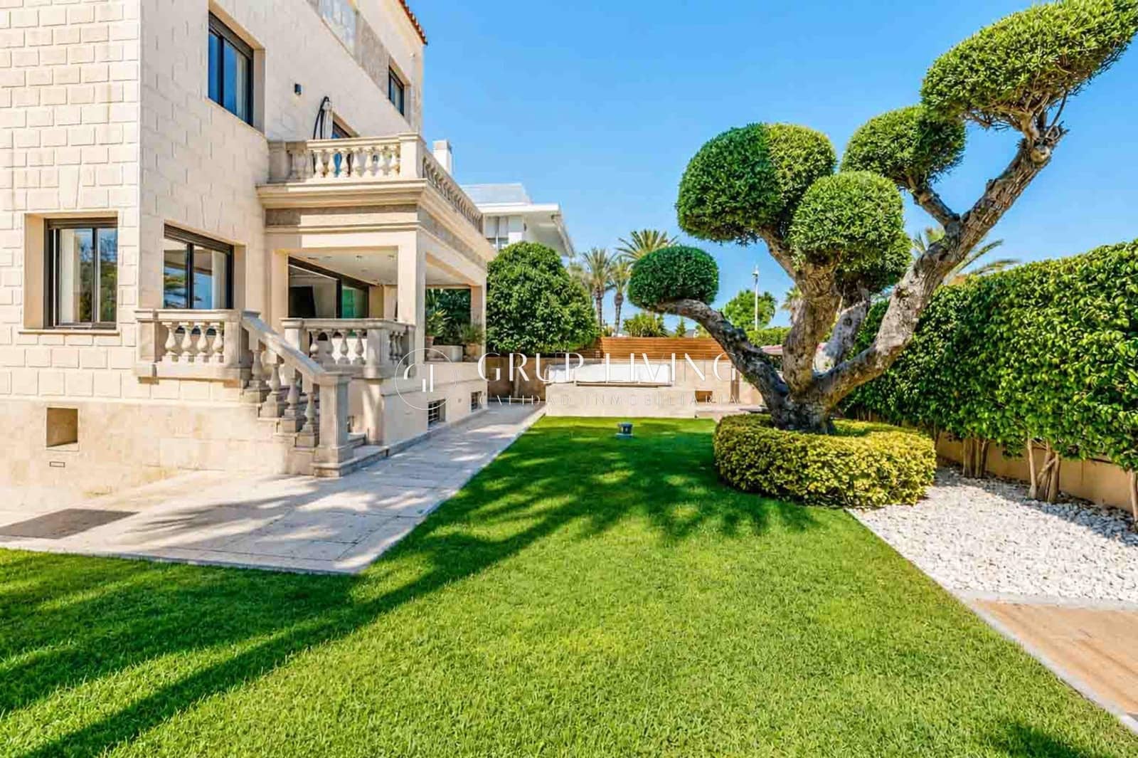 8 Zimmer Villa zu verkaufen in Sitges mit Pool Garage - 5.500.000 € (Ref: 9911158)
