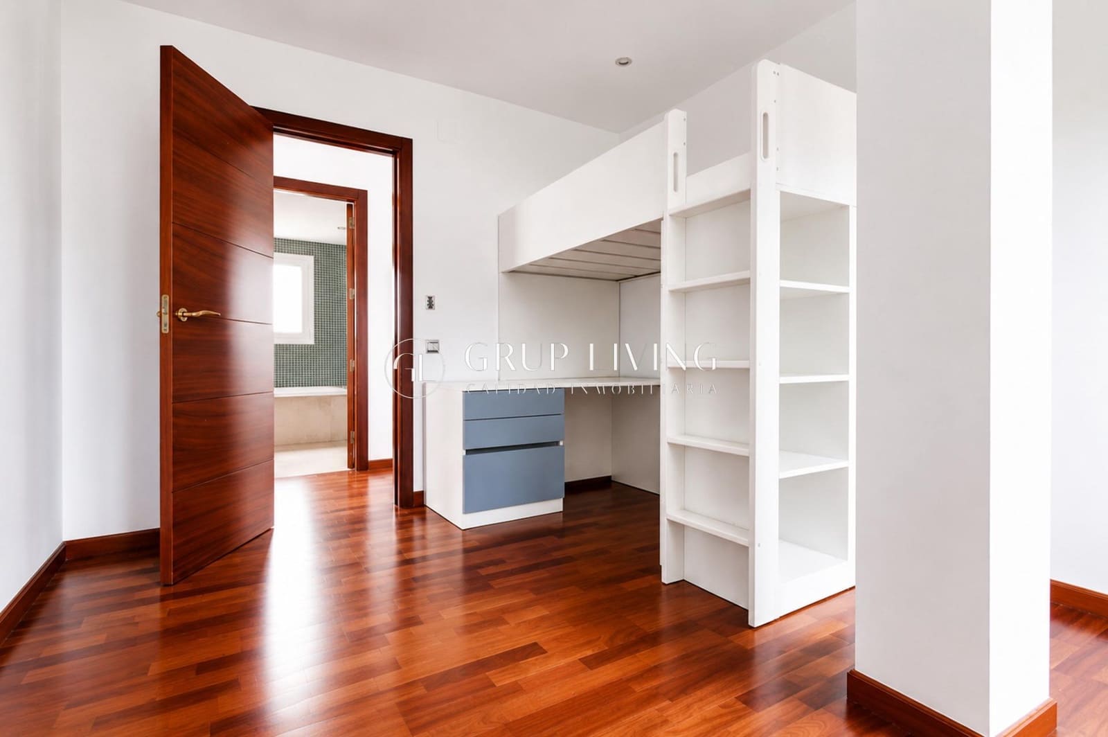 5 bedroom Villa for sale in Sitges with pool garage - € 1,600,000 (Ref: 9934298)
