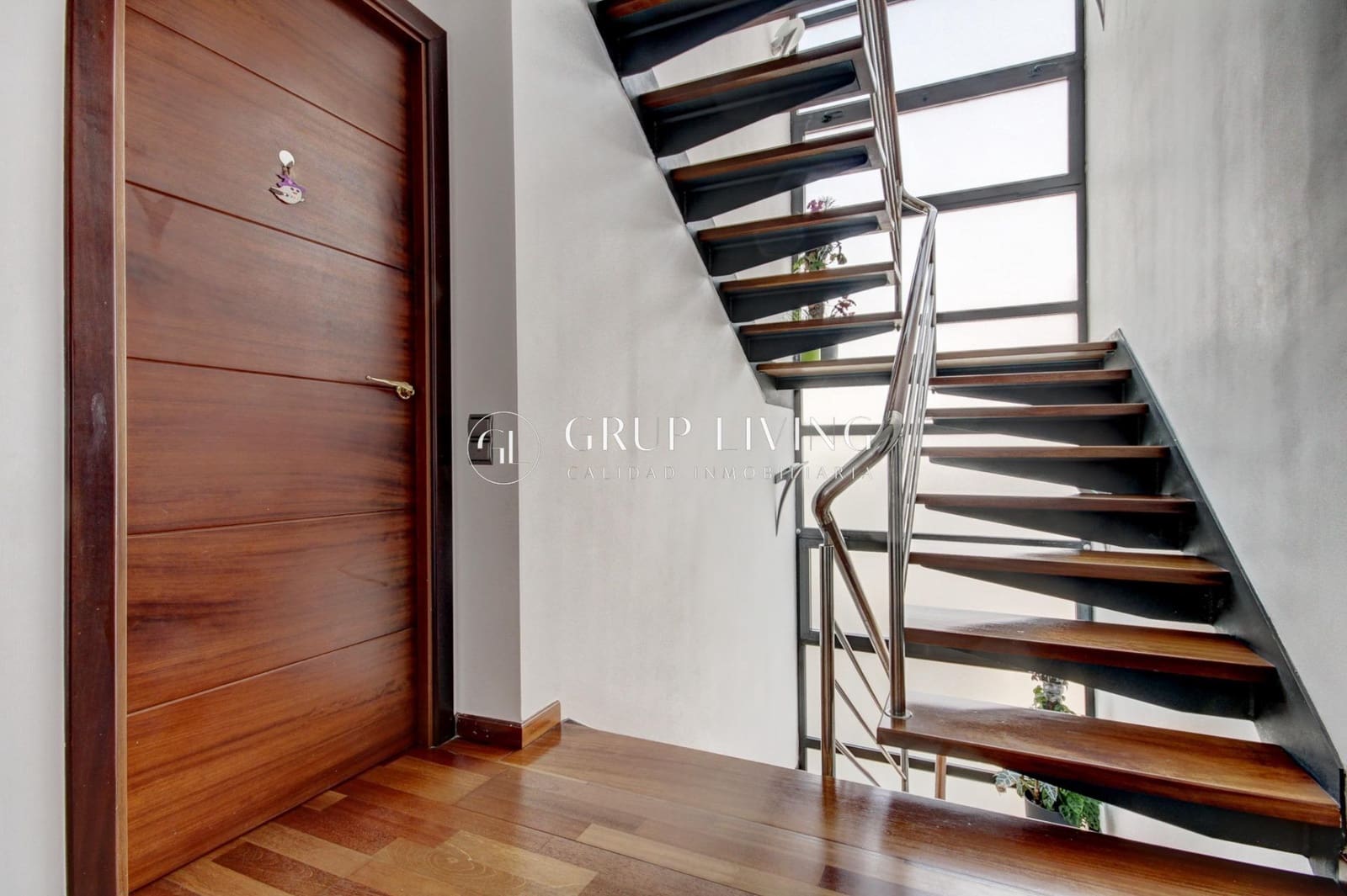 5 bedroom Villa for sale in Sitges with pool garage - € 1,600,000 (Ref: 9934298)