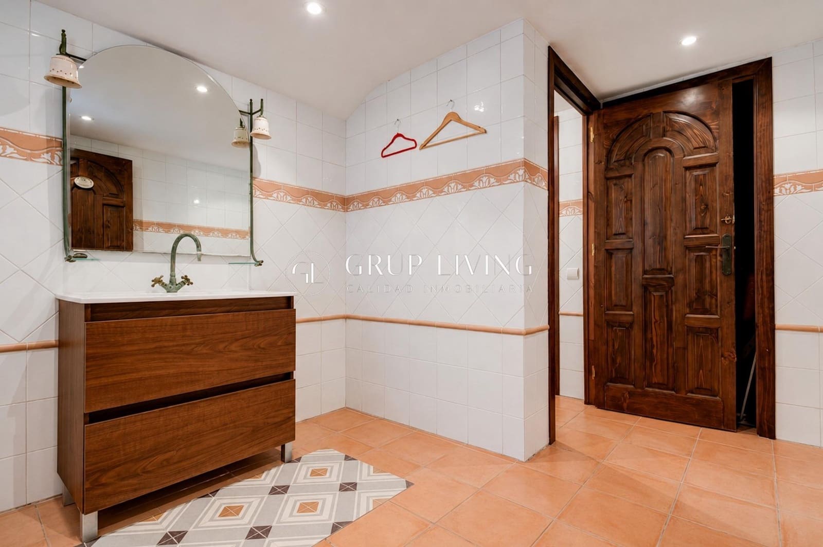 5 bedroom Villa for sale in Sitges with pool garage - € 1,600,000 (Ref: 9934298)