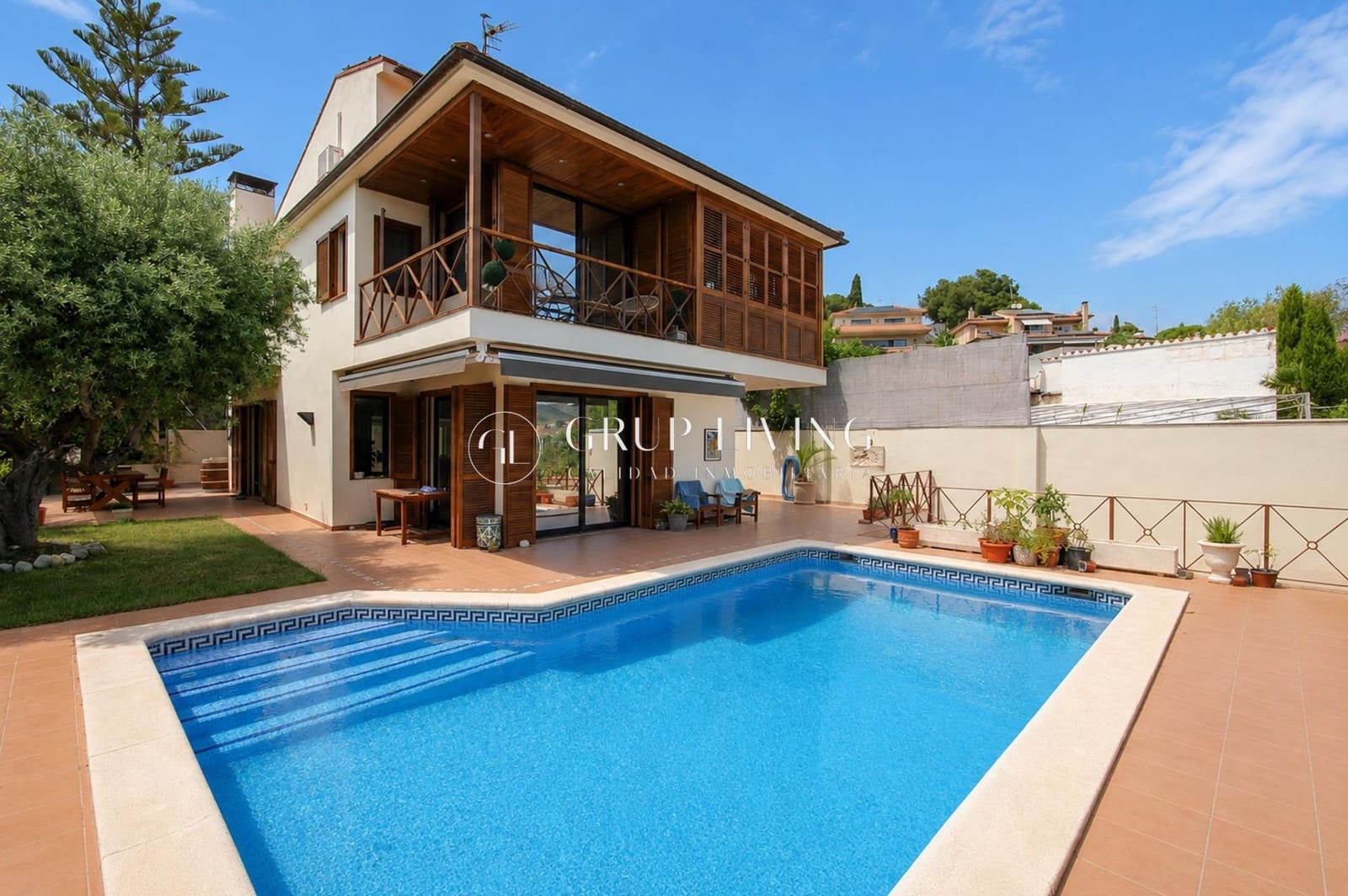 5 bedroom Villa for sale in Sitges with pool garage - € 1,600,000 (Ref: 9934298)