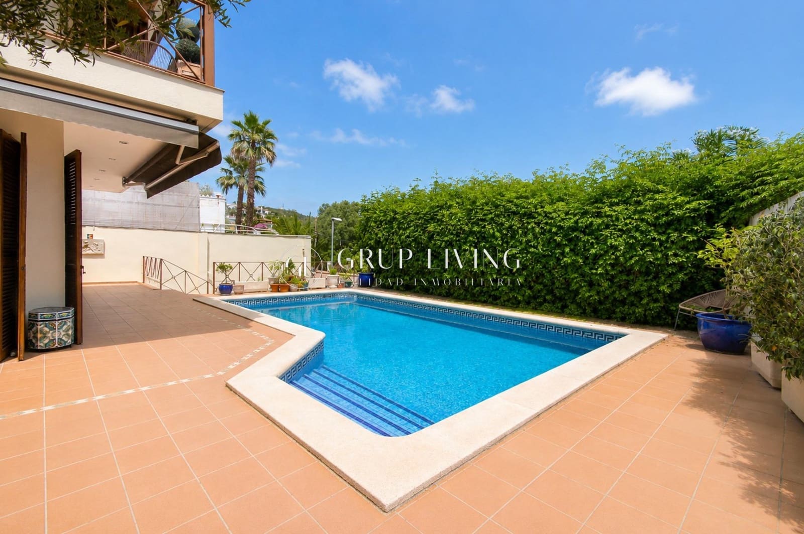 5 bedroom Villa for sale in Sitges with pool garage - € 1,600,000 (Ref: 9934298)