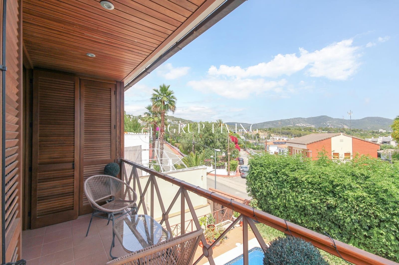 5 bedroom Villa for sale in Sitges with pool garage - € 1,600,000 (Ref: 9934298)