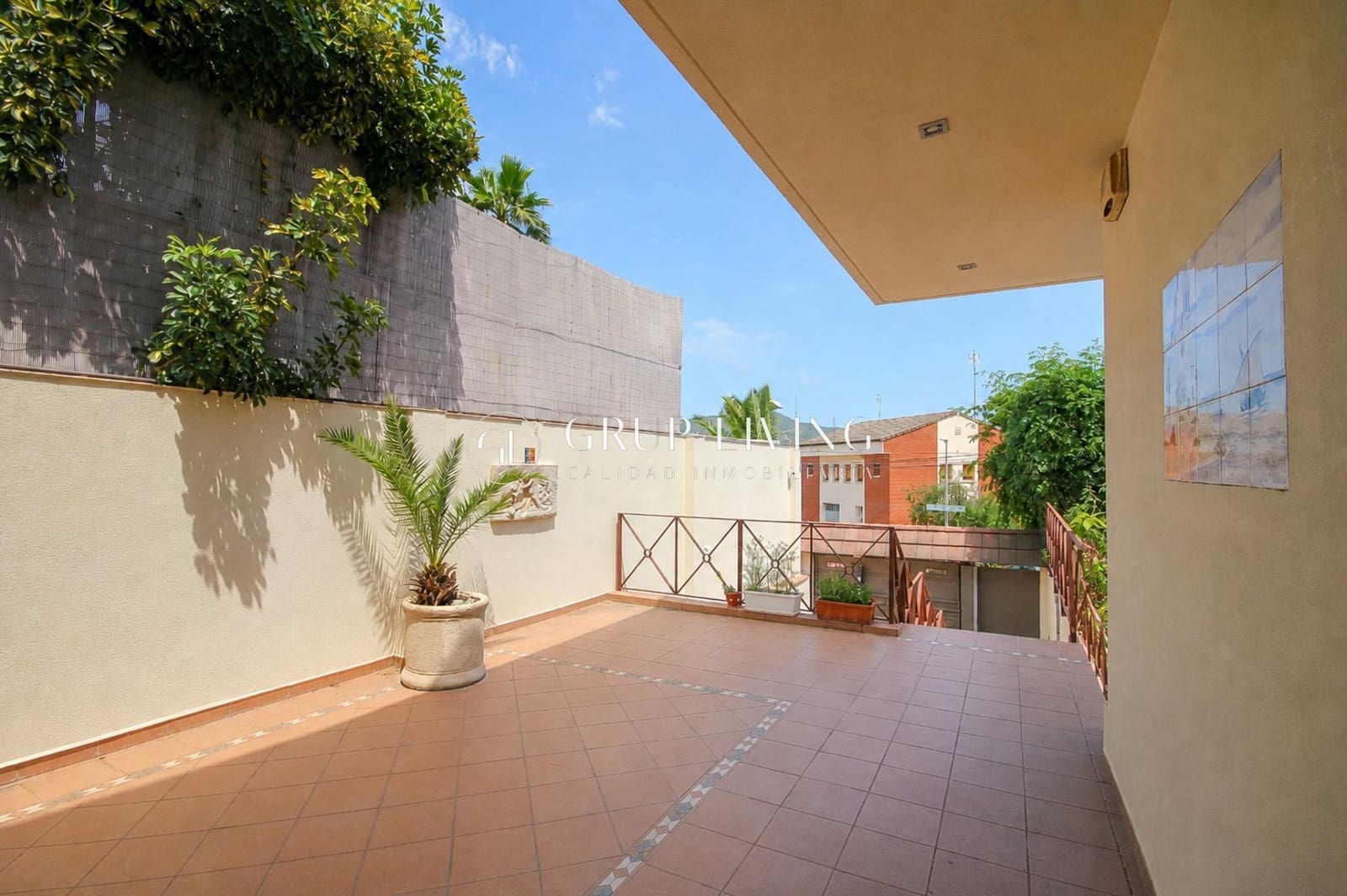 5 bedroom Villa for sale in Sitges with pool garage - € 1,600,000 (Ref: 9934298)