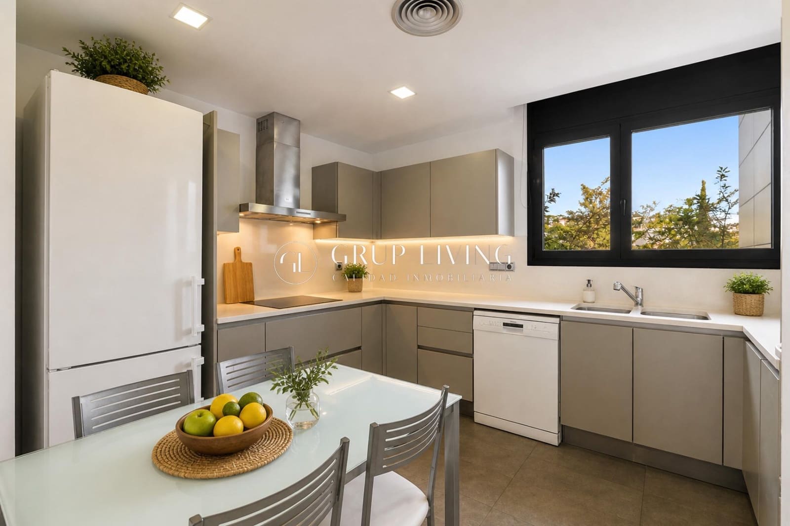 4 camera da letto Appartamento in vendita in Sitges con piscina garage - 795.000 € (Rif: 9949888)