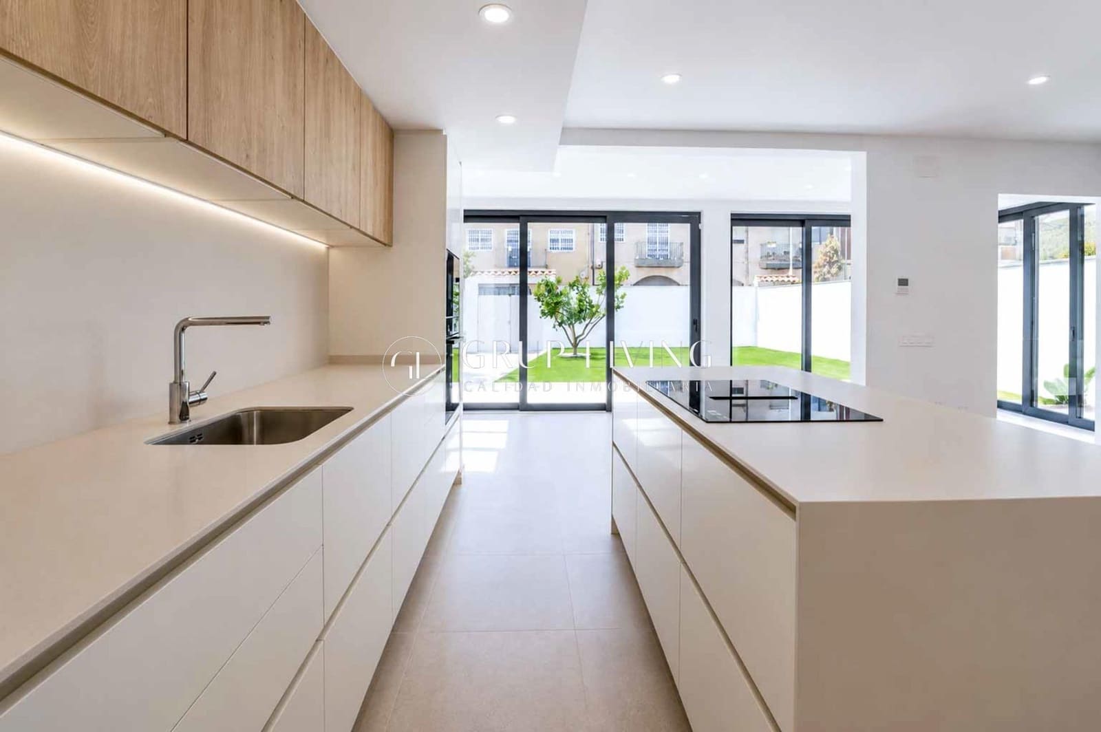 4 soveværelse Villa til salg i Sant Pere de Ribes med garage - € 870.000 (Ref: 9952718)