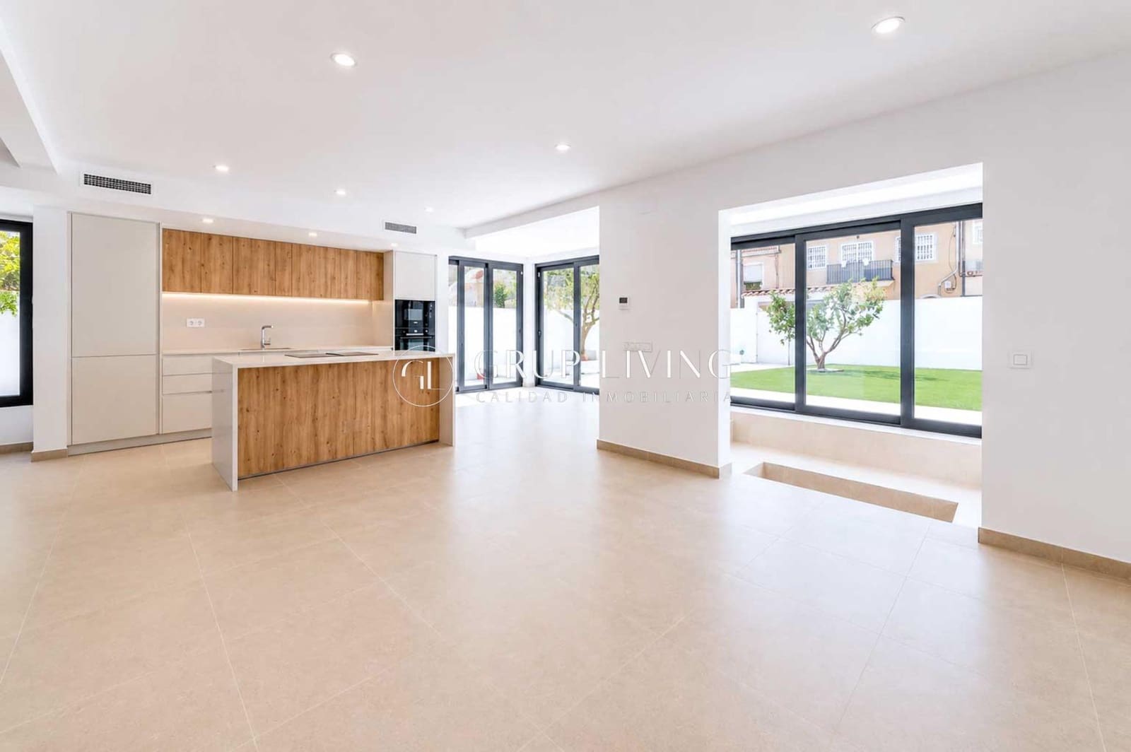 4 soveværelse Villa til salg i Sant Pere de Ribes med garage - € 870.000 (Ref: 9952718)