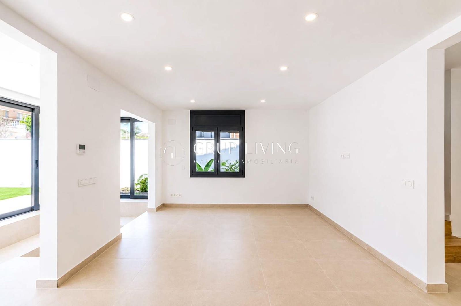 4 soveværelse Villa til salg i Sant Pere de Ribes med garage - € 870.000 (Ref: 9952718)