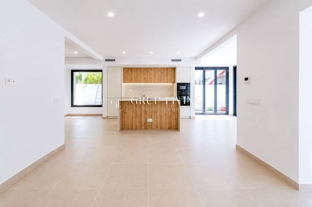 4 soveværelse Villa til salg i Sant Pere de Ribes med garage - € 870.000 (Ref: 9952718)