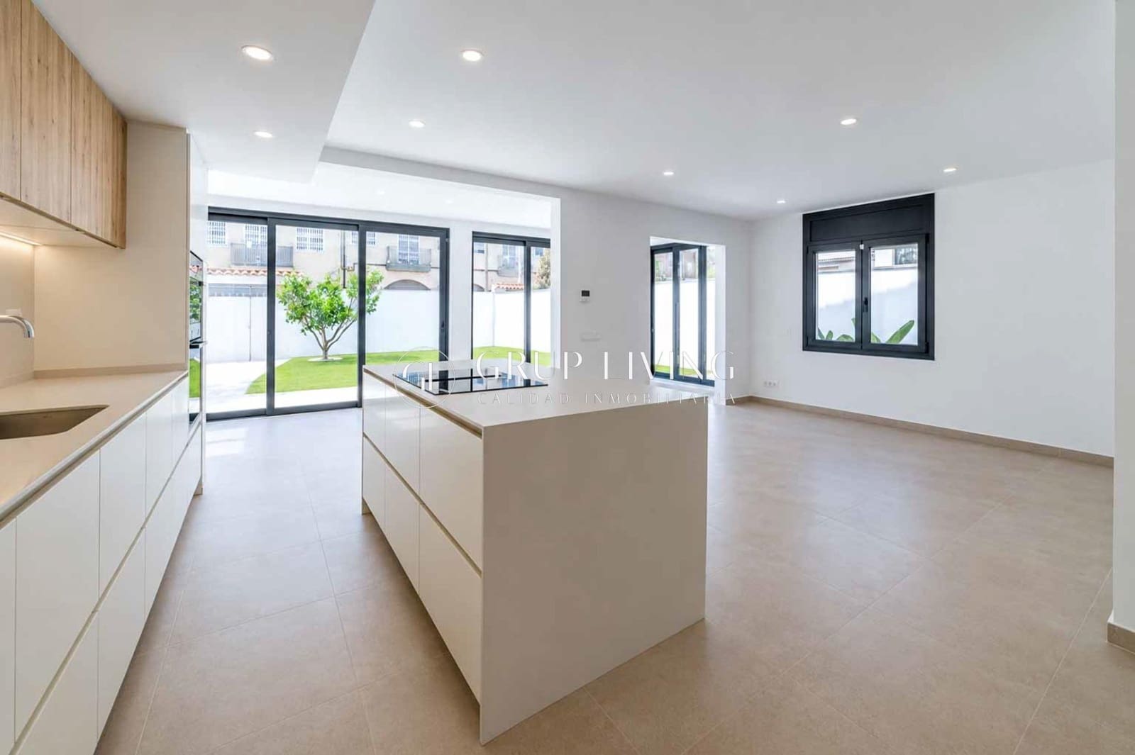 4 soveværelse Villa til salg i Sant Pere de Ribes med garage - € 870.000 (Ref: 9952718)