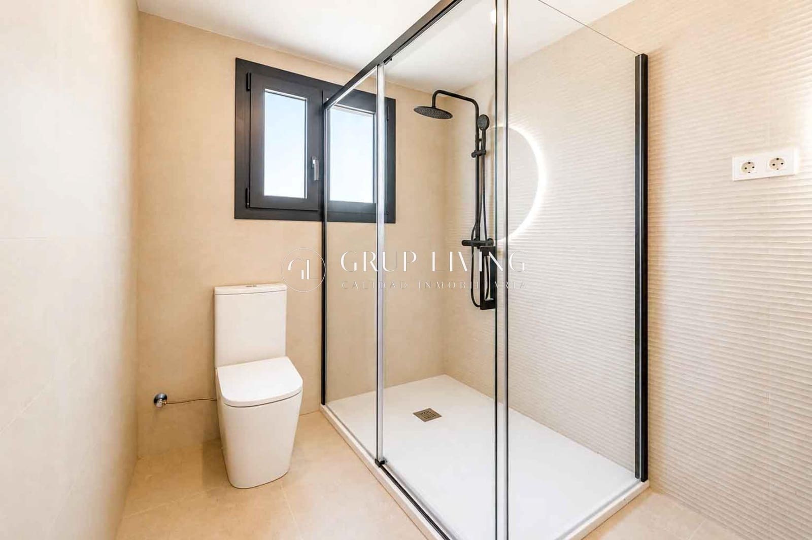 4 soveværelse Villa til salg i Sant Pere de Ribes med garage - € 870.000 (Ref: 9952718)