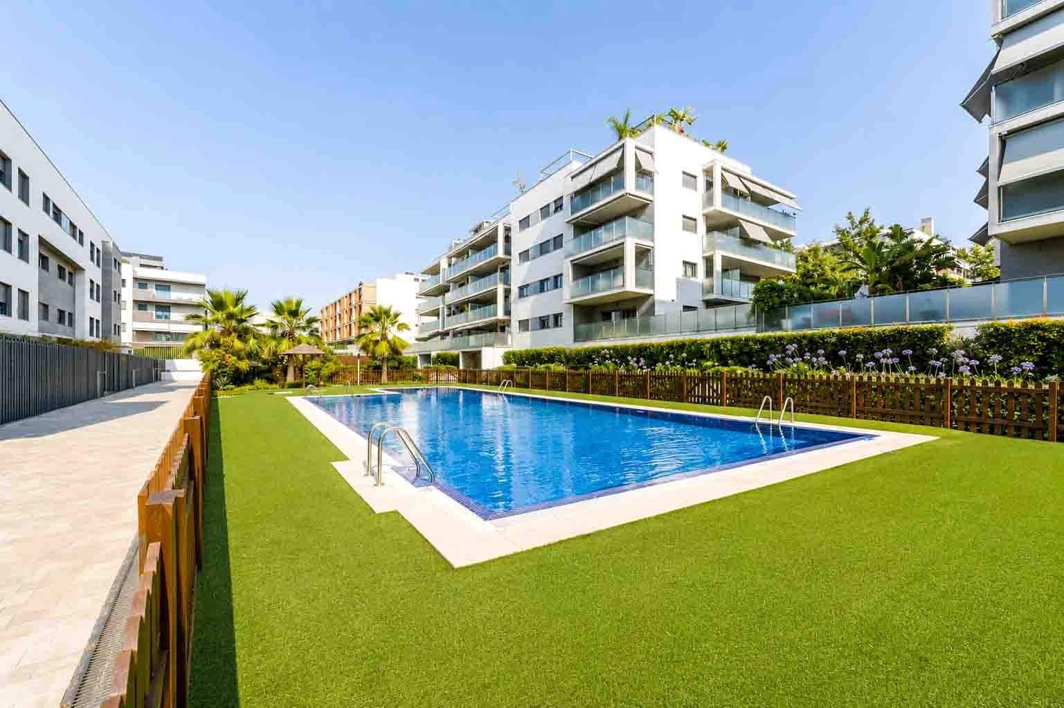 3 makuuhuone Asunto myytävänä paikassa Sitges mukana uima-altaan 
autotalli - 795 000 € (Ref: 9954306)