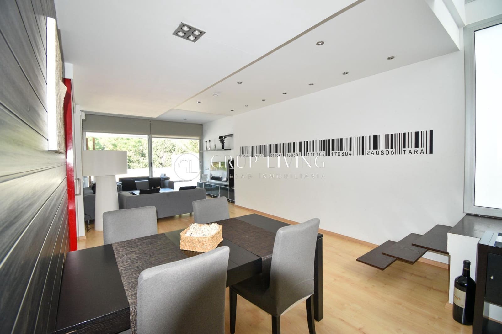 4 bedroom Villa for sale in Canyelles with pool garage - € 599,000 (Ref: 9965366)