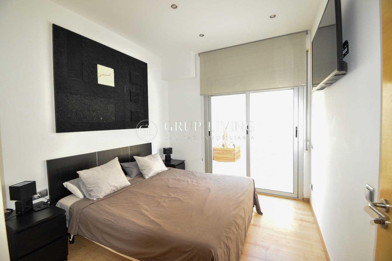 4 bedroom Villa for sale in Canyelles with pool garage - € 599,000 (Ref: 9965366)