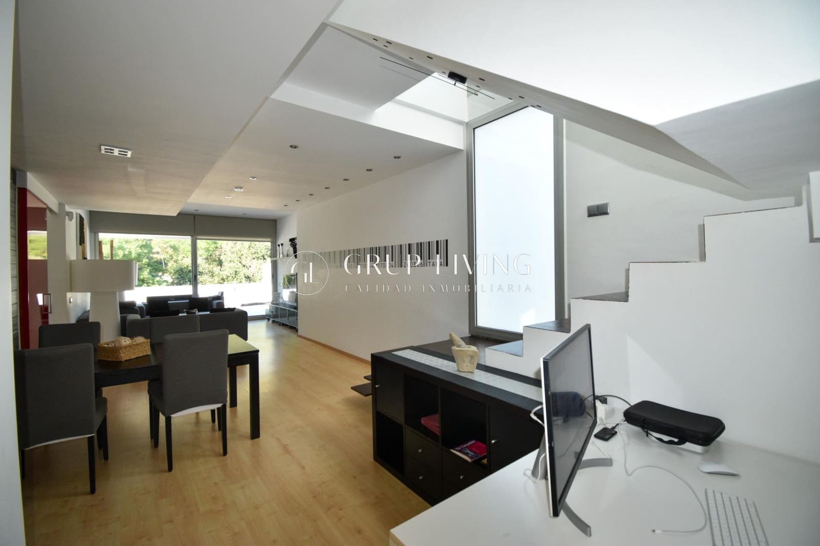 4 bedroom Villa for sale in Canyelles with pool garage - € 599,000 (Ref: 9965366)