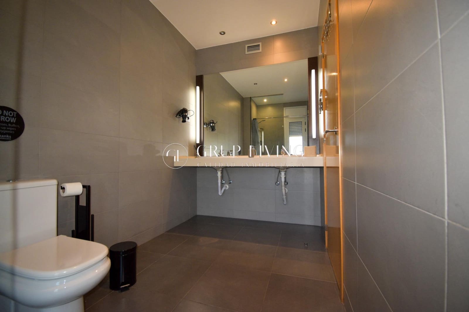 4 bedroom Villa for sale in Canyelles with pool garage - € 599,000 (Ref: 9965366)