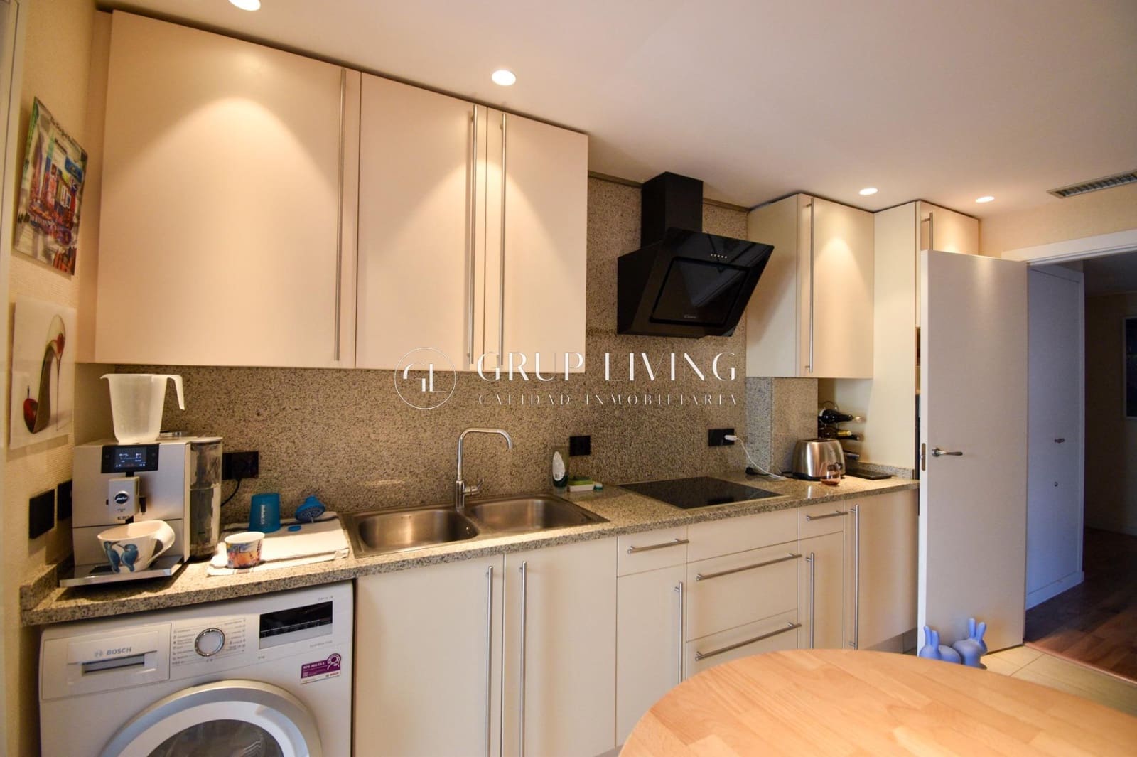 Piso de 4 habitaciones en Sitges en venta con piscina garaje - 794.000 € (Ref: 9973393)