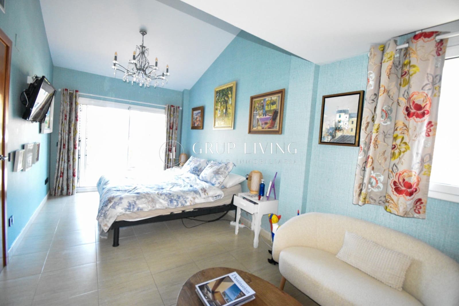 Piso de 4 habitaciones en Sitges en venta con piscina garaje - 794.000 € (Ref: 9973393)