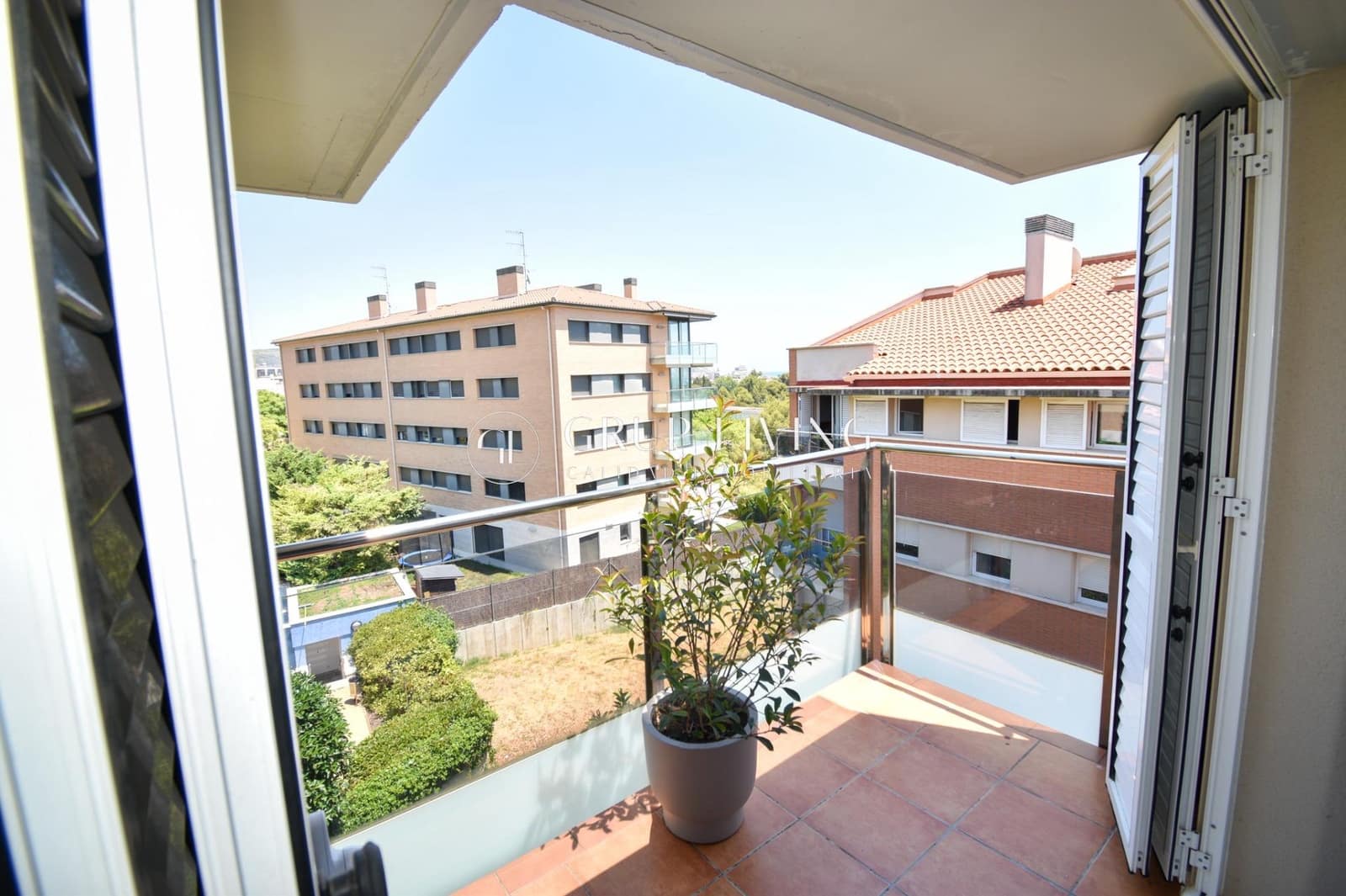 Piso de 4 habitaciones en Sitges en venta con piscina garaje - 794.000 € (Ref: 9973393)