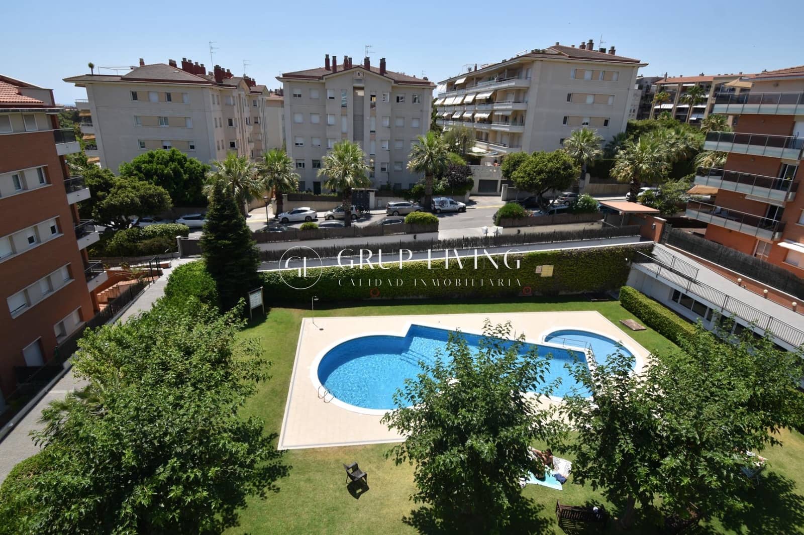 Piso de 4 habitaciones en Sitges en venta con piscina garaje - 794.000 € (Ref: 9973393)