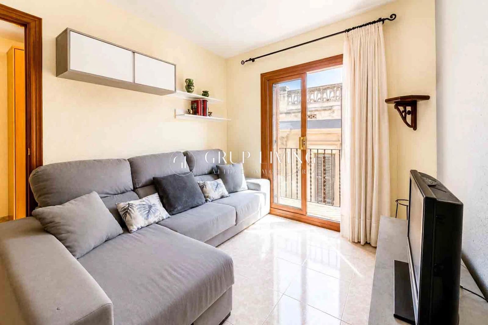 2 bedroom Flat for sale in Sitges - € 330,000 (Ref: 9977414)