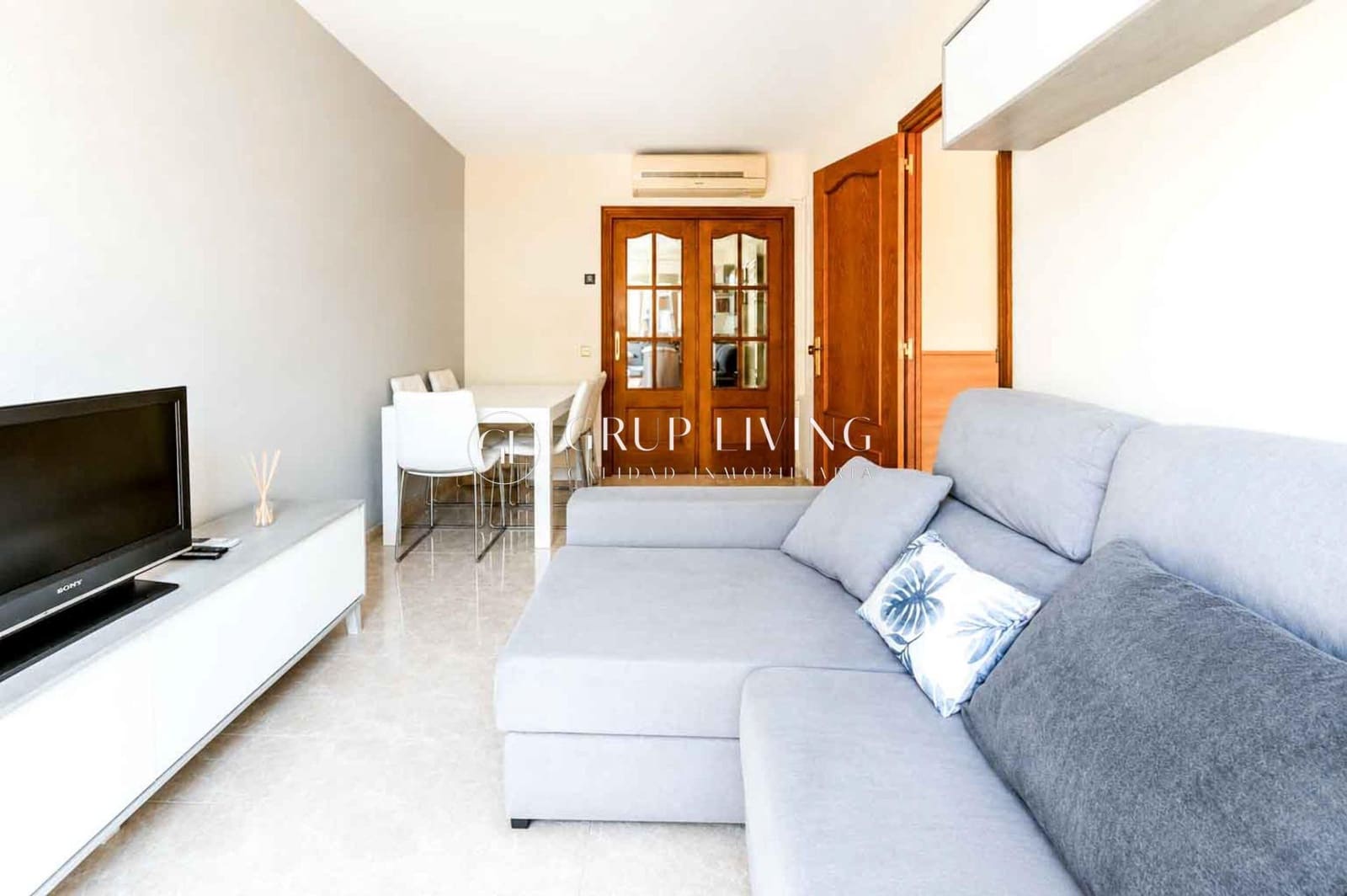 2 bedroom Flat for sale in Sitges - € 330,000 (Ref: 9977414)