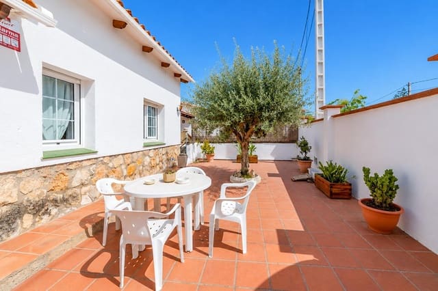 4 soverom Villa til salgs i Sant Pere de Ribes med garasje - € 425 000 (Ref: 9986948)
