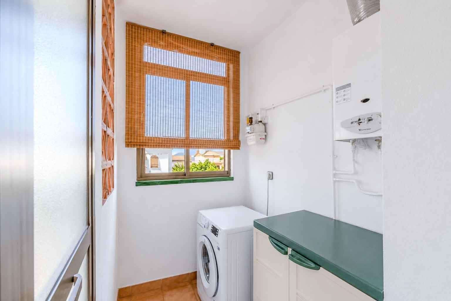 4 soverom Villa til salgs i Sant Pere de Ribes med garasje - € 425 000 (Ref: 9986948)