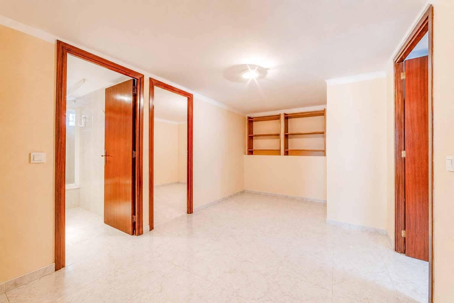 4 soverom Villa til salgs i Sant Pere de Ribes med garasje - € 425 000 (Ref: 9986948)