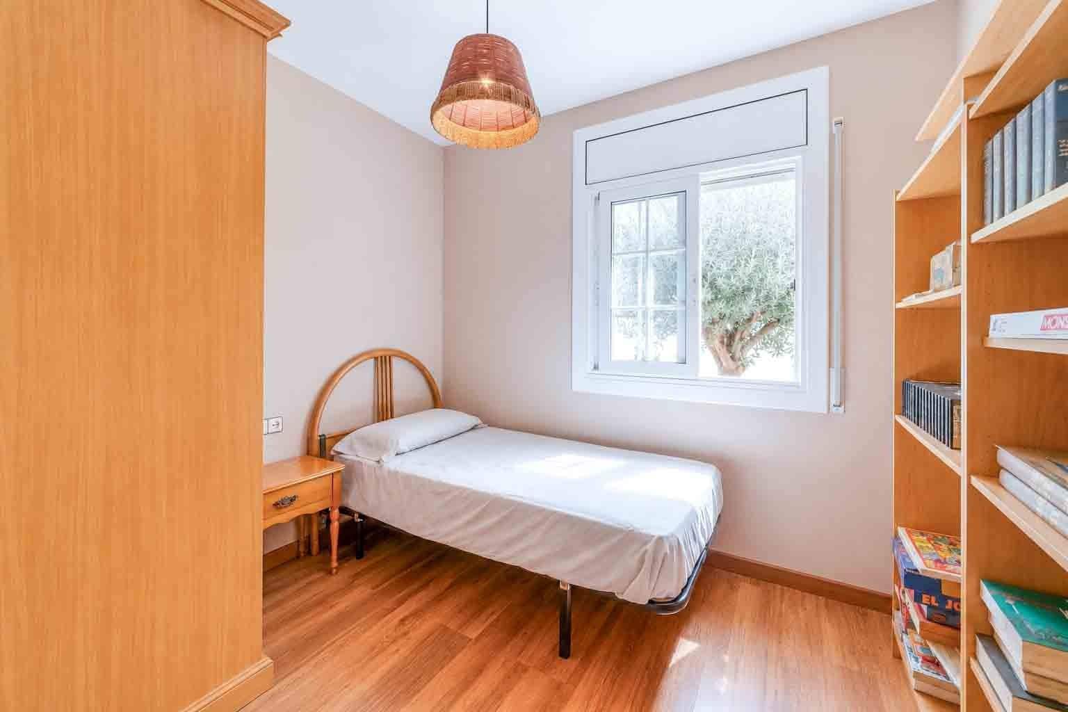 4 soverom Villa til salgs i Sant Pere de Ribes med garasje - € 425 000 (Ref: 9986948)