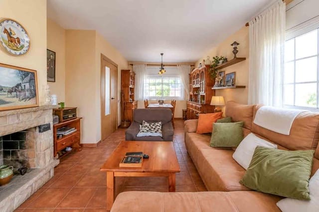 4 soverom Villa til salgs i Sant Pere de Ribes med garasje - € 425 000 (Ref: 9986948)