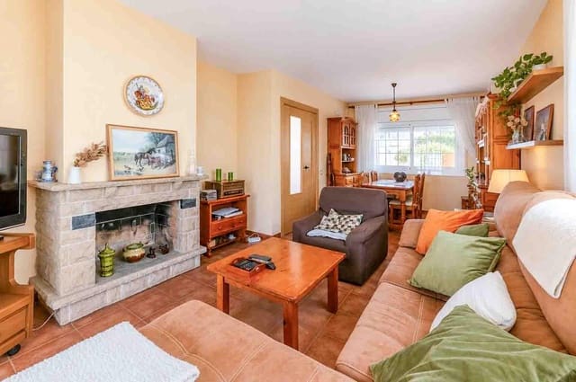 4 soverom Villa til salgs i Sant Pere de Ribes med garasje - € 425 000 (Ref: 9986948)