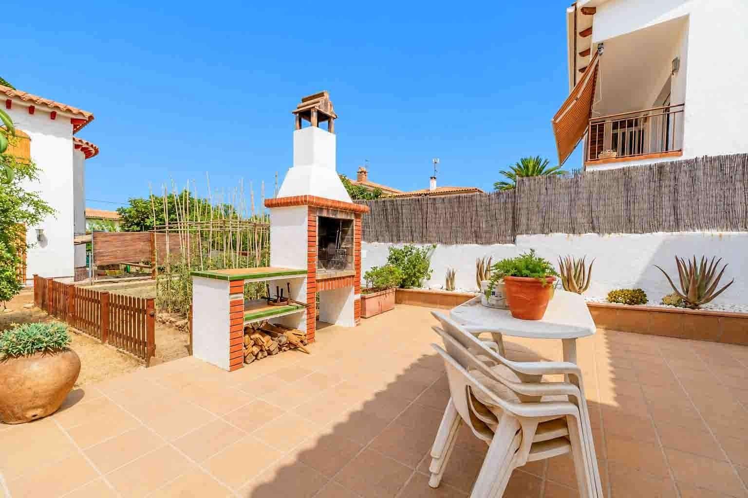 4 soverom Villa til salgs i Sant Pere de Ribes med garasje - € 425 000 (Ref: 9986948)
