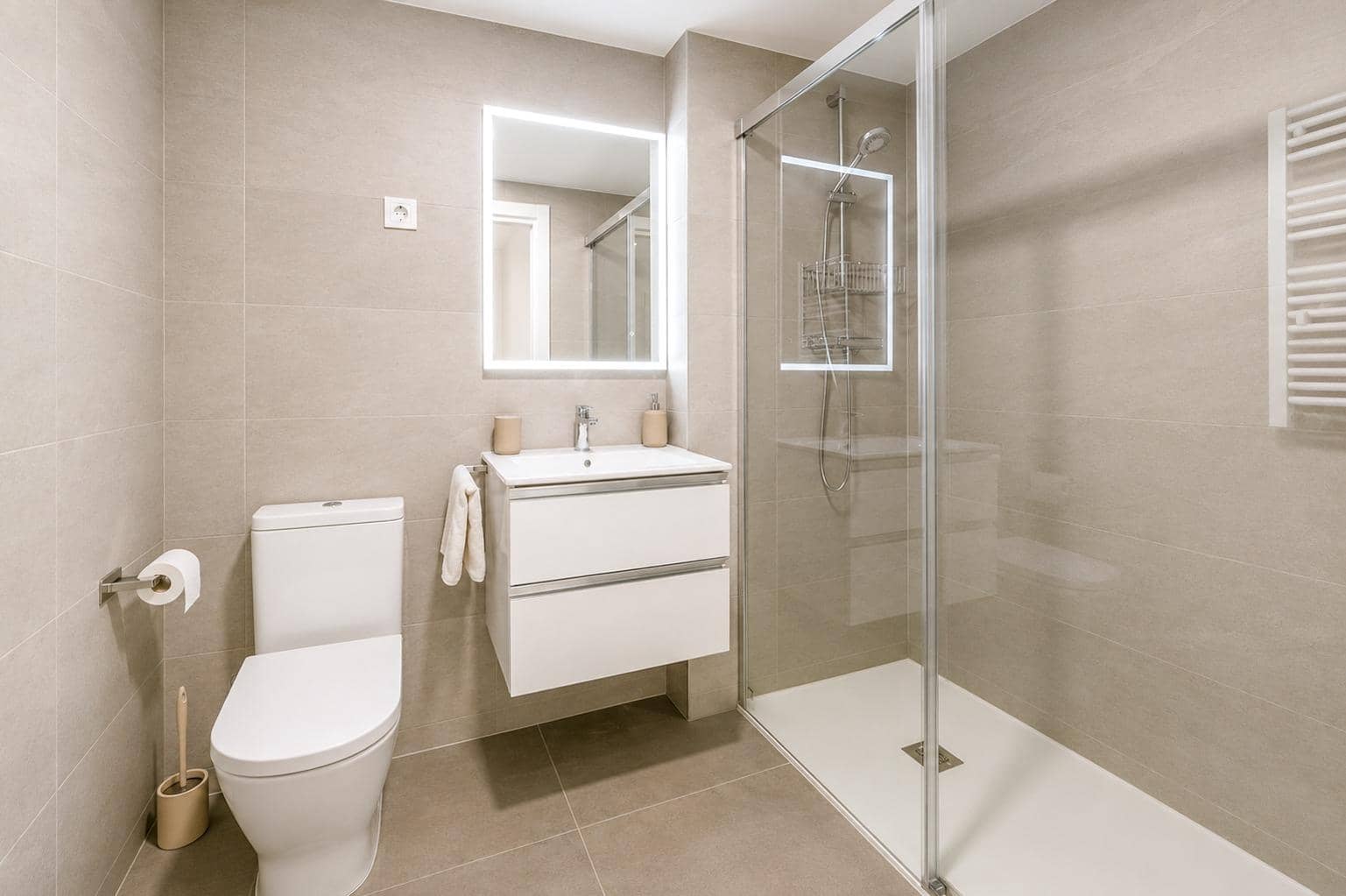 3 slaapkamer Flat te koop in Vilanova i la Geltru met zwembad garage - € 345.000 (Ref: 9994333)