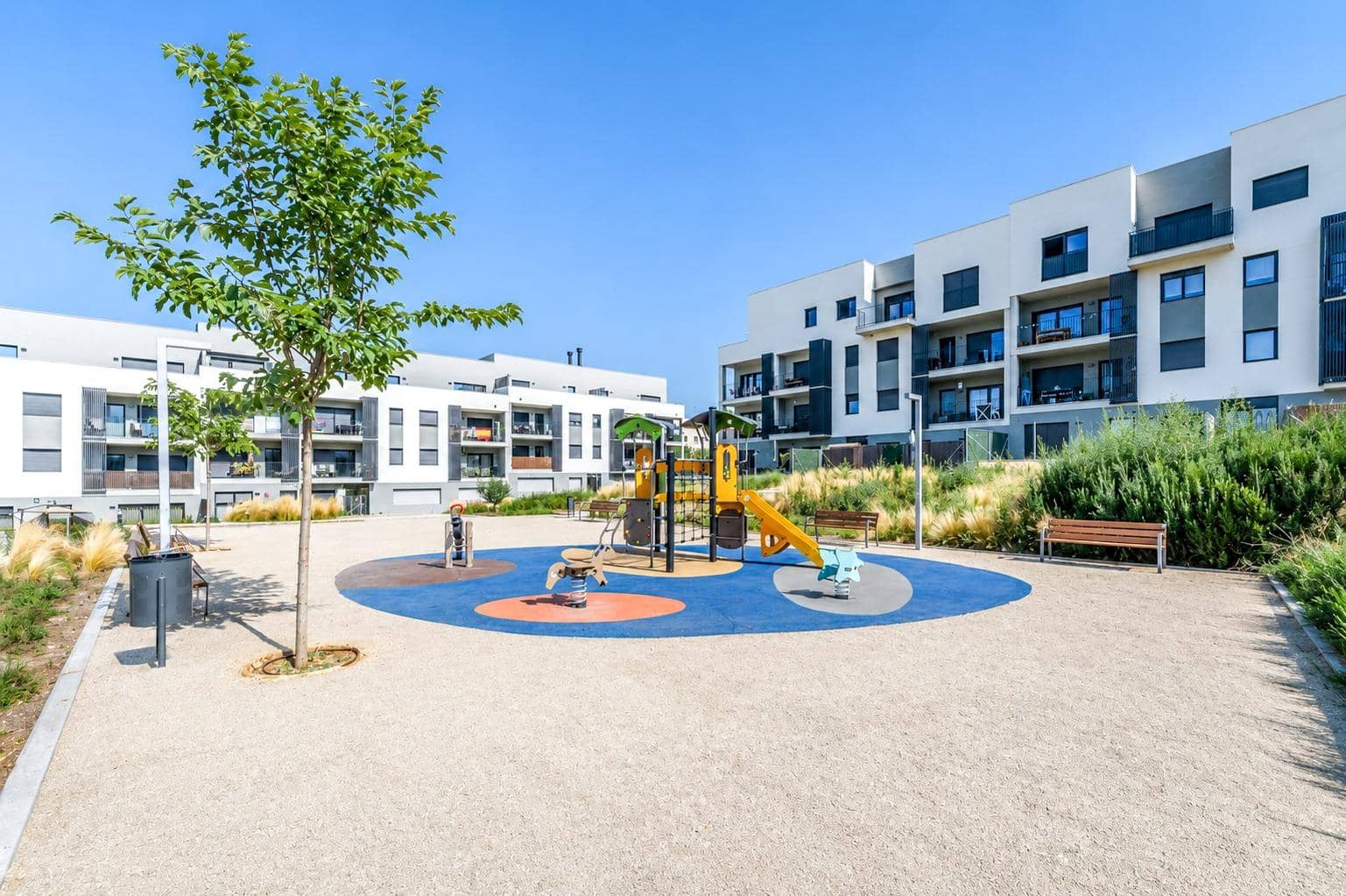 3 slaapkamer Flat te koop in Vilanova i la Geltru met zwembad garage - € 345.000 (Ref: 9994333)