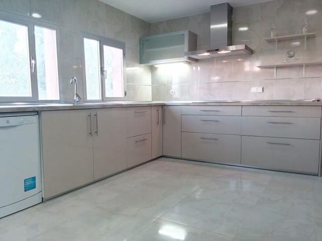 Appartement de 4 chambres à louer à Portixol, Palma de Mallorca - 3 500 € (Ref: 5277382)