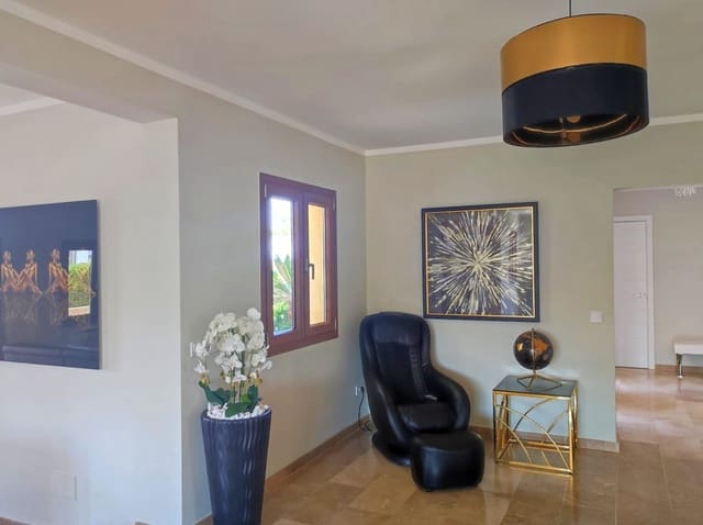 Villa/Maison de 5 chambres à louer à Sa Torre (Llucmajor), Llucmajor avec piscine - 10 000 € (Ref: 7357414)