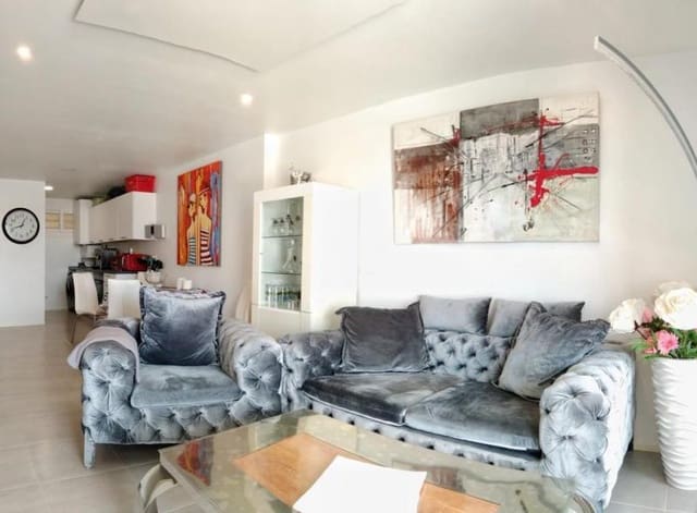 2 soveværelse Lejlighed til leje i Santa Ponsa, Calvià - € 2.000 (Ref: 8478792)