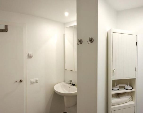 2 soveværelse Lejlighed til leje i Santa Ponsa, Calvià - € 2.000 (Ref: 8478792)